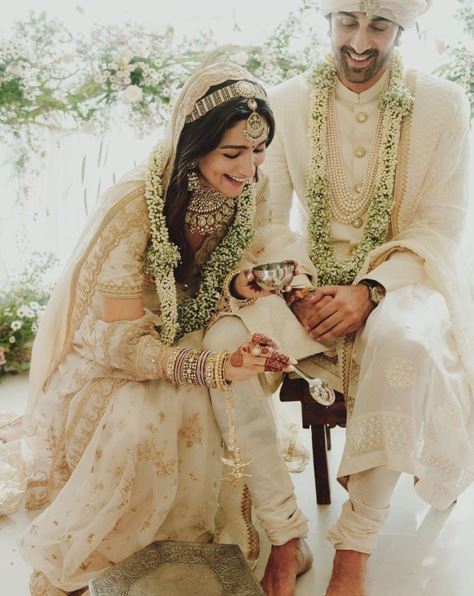 Alia-Ranbir : एक्ट्रेस Alia Bhatt ने बेबी गर्ल को दिया जन्म… 1 Alia Bhatt