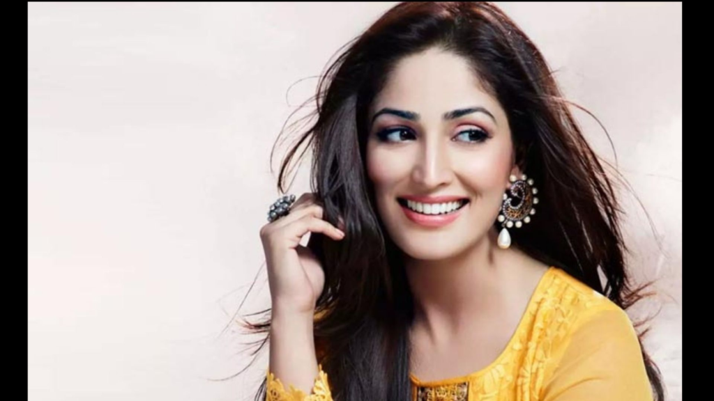 Spots and pimples will be gone, just start drinking this yellow drink of Yami Gautam