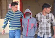 40 रुपये की चोरी का लगा इल्जाम गुस्से में लाल पीला हो गया किशोर