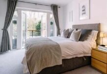 बेडरुम में नहीं रखें ये चीजें