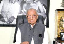 मोहन भागवत के बयान पर दिग्विजय सिंह ने कहा- हिंदू धर्म की तुलना संघ से करना सनातन धर्म का अपमान