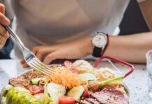 खानपान, आदतों और दिनचर्या में बदलाव कर बचे कैंसर से