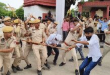 राजस्थान विश्वविद्यालय में बवाल, प्रदर्शन कर रहे छात्रों पर पुलिस का लाठीचार्ज