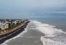 चक्रवाती तूफान दितवाह का दस्तक, तमिलनाडु, पुडुचेरी, आंध्र के तटीय जिलों में भारी बारिश को लेकर रेड अलर्ट