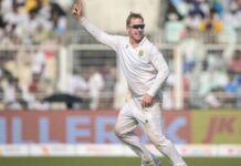 “साइमन हार्मर की जादुई गेंद पर केएल राहुल क्लीन बोल्ड, टेस्ट में बना शर्मनाक रिकॉर्ड”