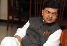 अपनी ही पार्टी के खिलाफ बयानबाज़ी भारी पड़ी, आरके सिंह हुए पार्टी से बाहर