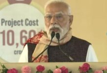 कांग्रेस देश विरोधी गतिविधियों में शामिल है, वह चाहती है कि अवैध अप्रवासी असम में बसें: पीएम मोदी