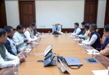 बंगाल मिशन पर पीएम मोदी: चुनावी जीत के लिए सांसदों को दिए अहम निर्देश