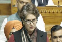 वंदे मातरम् पर संसद में सियासी घमासान: प्रियंका गांधी का सवाल, 150 साल पुराने राष्ट्रगीत पर आज बहस क्यों?