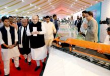 केंद्रीय गृह मंत्री शाह एवं मुख्यमंत्री डॉ. यादव ने निवेश से रोजगार-अटल संकल्प विषय पर लगी प्रदर्शनी का किया अवलोकन