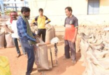 धान की प्राप्त राशि से किसान बिहारी राम करेंगे बेटियों की शादी