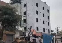 जयपुर में निर्माणाधीन 5 मंजिला बिल्डिंग में आई दरार……..2 क्रेन को सहारा देने के लिए लगाया