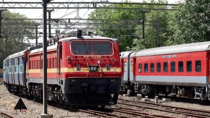 Indore-Bareilly-Express-to-run-with-LHB-rake.jpg