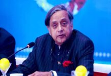 कांग्रेस सांसदों की बैठक से शशि थरूर रहे गैरहाज़िर, लगातार दूसरी रणनीतिक मीटिंग से दूरी