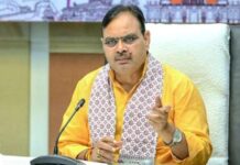 दो साल पूरे, कांग्रेस ने CM भजनलाल शर्मा को जनता के सामने पेश होने की चुनौती दी