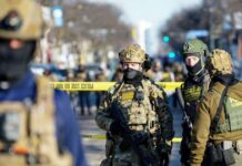 आव्रजन कार्रवाई के दौरान संघीय अधिकारियों ने की गोलीबारी, एक व्यक्ति की मौत