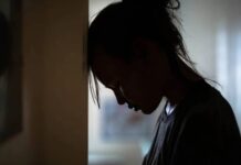 मानवता शर्मसार: डॉक्टर कपल ने नाबालिग को 5 लाख में बेचा, युवक पर बंधक बनाकर दुष्कर्म का आरोप