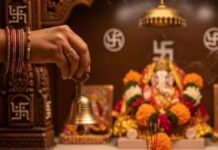 दीपक से दीपक जलाना ठीक नहीं, गंगा जल प्लास्टिक बोतल में रखना भी घातक, आप भी तो नहीं कर रहे ये गलतियां