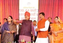 विकास, नवाचार और किसान समृद्धि का रोल मॉडल बन रहा दतिया : मुख्यमंत्री डॉ. यादव