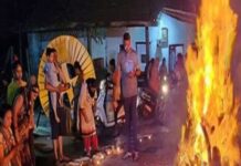 होलिका दहन की अग्नि में अर्पित करें ये सामग्री, चमक उठेगा भाग्य ग्रह दोष होंगे समाप्त, नौकरी और शादी की बाधा खत्म