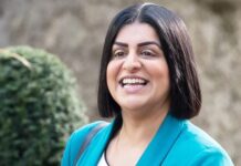 ब्रिटेन में हो रहे शबाना महमूद के चर्चे बन सकती हैं देश की पहली मुस्लिम महिला प्रधानमंत्री