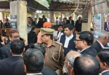 लखनऊ, अयोध्या और काशी की 19 कचहरी में बम धमकी, सुरक्षा कारणों से परिसर खाली कराया गया