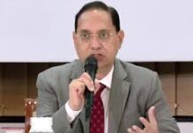 बाजार में प्रतिस्पर्धा को बढ़ाने के लिए क्या है सेबी की तैयारी, पांडे बोले अनुपालन का बोझ करना होगा कम