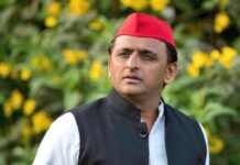 ‘चोले’ से नहीं, वाणी से पहचान – अखिलेश यादव का तंज