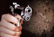 झारखंड : बेखौफ बदमाशों का तांडव, बीच बाजार अंधाधुंध फायरिंग में एक की मौत; इलाके में भारी तनाव