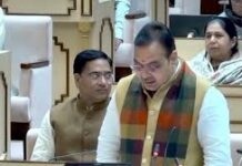 बजट की तुलना लड़का-लड़की से करने पर सियासी बवाल