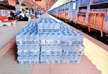 बाजार में खप चुकी डेढ़ लाख बोतलें, पानी खरीदते समय बरतें सावधानी
