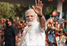 पीएम मोदी ने बनाया विश्व रिकॉर्ड, Instagram पर 100 मिलियन फॉलोअर्स के साथ बने दुनिया के पहले राजनेता
