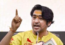 लखनऊ में धीरेंद्र शास्त्री की हनुमत कथा रद्द, LDA ने रद्द किया मैदान आवंटन