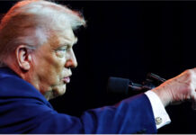 SC के फैसले के खिलाफ ट्रंप के तीखे तेवर… रिफंड की बजाए नए टैरिफ को 10 से बढ़ाकर 15% किया