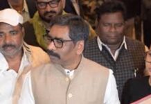 झारखंड JPSC अभ्यर्थियों को CM सोरेन का ‘महा-तोहफा’! कट ऑफ डेट में 4 साल की बड़ी छूट, जानें अब कौन-कौन भर सकेगा फॉर्म