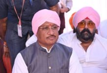 गढ़फुलझर नानकसागर में होला मोहल्ला कार्यक्रम में शामिल हुए मुख्यमंत्री विष्णु देव साय