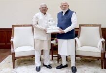 प्रधानमंत्री मोदी से मिले राज्यपाल पटेल