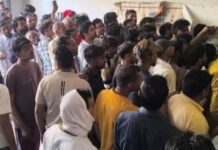 गैस सिलेंडर के लिए मारामारी़ःबिना बुकिंग उपभोक्ताओं को नहीं मिल रही गैस