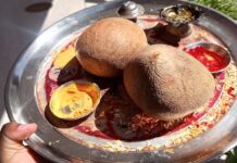 कुमकुम की थाली में नारियल क्यों? घर में खुशहाली का राज, जानिए घर में समृद्धि और पॉजिटिविटी लाने का तरीका