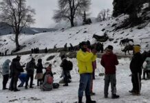 कश्मीर में झूठी खबर फैलाने पर कड़ी कार्रवाई, 150 लोगों से पूछताछ