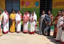 हर आंगनबाड़ी से 10 हजार की मांग, सीडीओ की डिमांड पर गिरी गाज