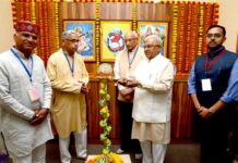 ज्ञान के साथ नैतिकता, संवेदनशीलता और सेवा का भाव आवश्यक: राज्यपाल पटेल