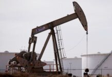 ईरान पर स्ट्राइक का असर अब अमेरिका पर दिखा, तेल भंडार हो गया खाली!