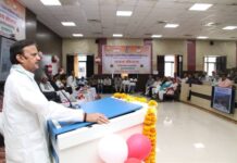 चिकित्सकों के संवेदनशील व्यवहार से मरीजों की आधी तकलीफ़ हो जाती है दूर : उप मुख्यमंत्री शुक्ल