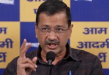 राजनीतिक घमासान तेज: केजरीवाल ने कांग्रेस पर उठाए सवाल, वाड्रा और राहुल का लिया नाम