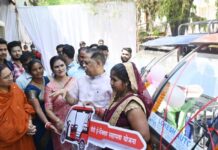 श्रमिक सम्मेलन में 1200 श्रमिकों को मिली योजनाओं की सौगात