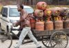 LPG की किल्लत से मचा हाहाकार, लोगों की बढ़ीं मुश्किलें