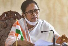 ओपिनियन पोल: ममता बनर्जी को फिर से जीतते दिखा रहा जनता का रुख