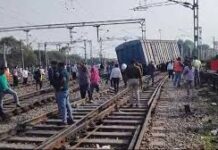 कटनी में बड़ा रेल हादसा, स्टेशन के पास मालगाड़ी के 5 डिब्बे पटरी से उतरे