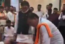 भारतीय जनता पार्टी नेताओं का डांस वीडियो वायरल, कांग्रेस का तंज- दुख में भी ठुमके